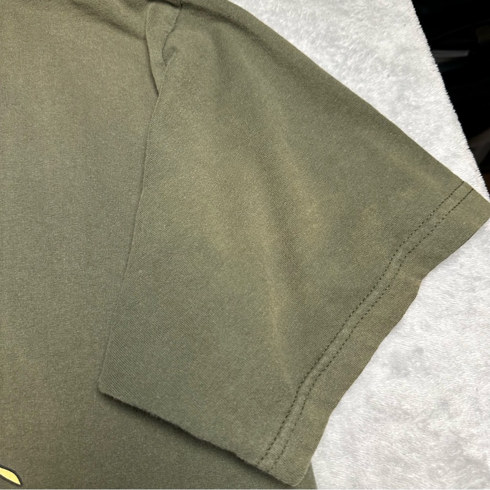 U.S. Army “This We’ll Defend” XL Green Military Tee Made in USA - Picture 12 of 13
